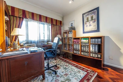 Apartamento T4 para Venda em Avenidas Novas