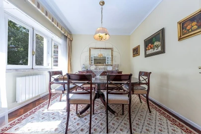 Apartamento T4 para Venda em Avenidas Novas