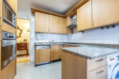 Apartamento T4 para Venda em Avenidas Novas