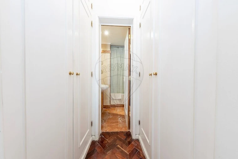 Apartamento T4 para Venda em Avenidas Novas Foto 19
