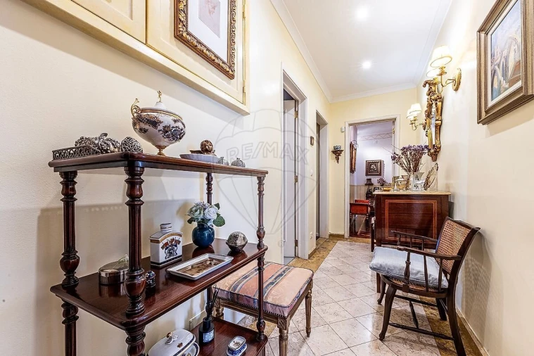 Apartamento T4 para Venda em Avenidas Novas Foto 12