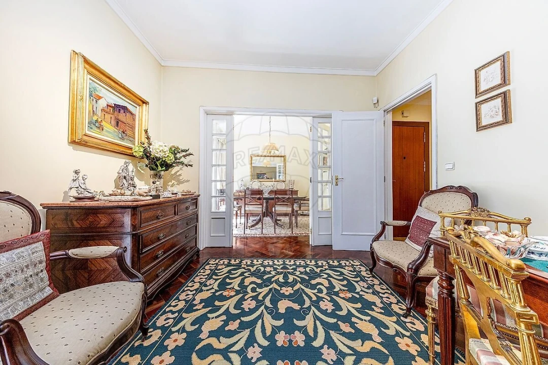 Apartamento T4 para Venda em Avenidas Novas Foto 5