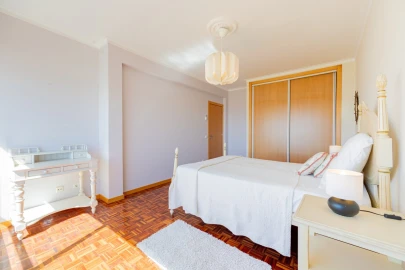 Apartamento T4 para Venda em Quarteira
