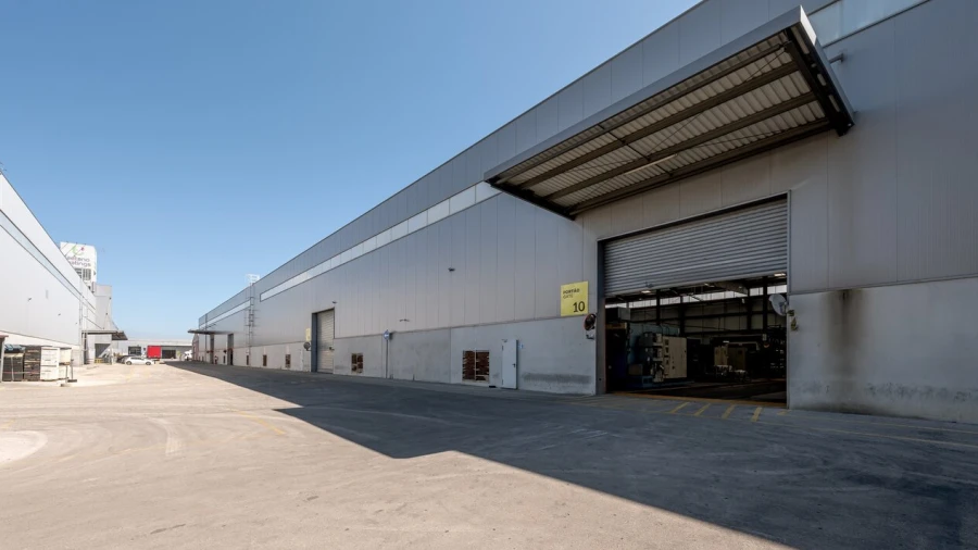 Armazém para Venda em Carregado e Cadafais