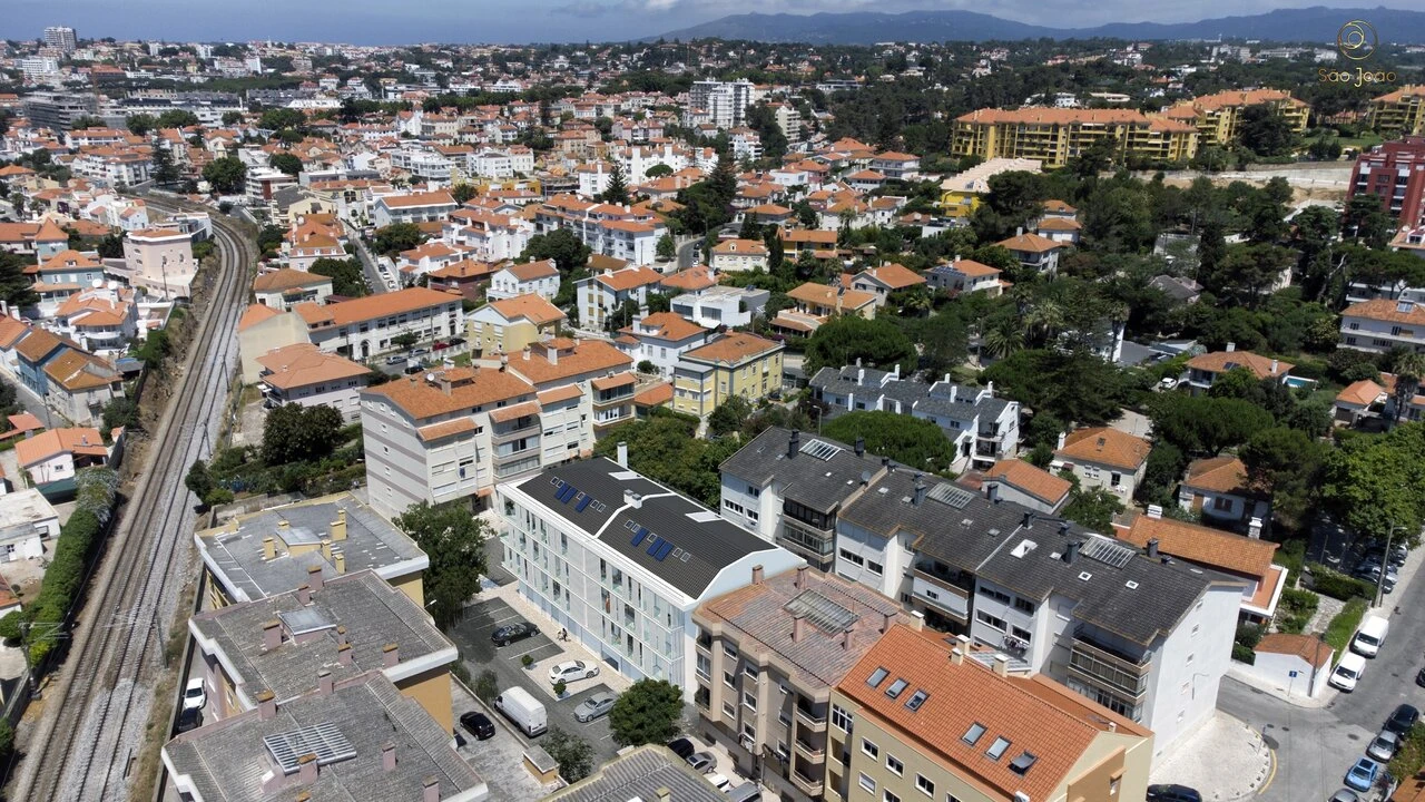 Apartamento T4 para Venda em Cascais e Estoril Foto 36