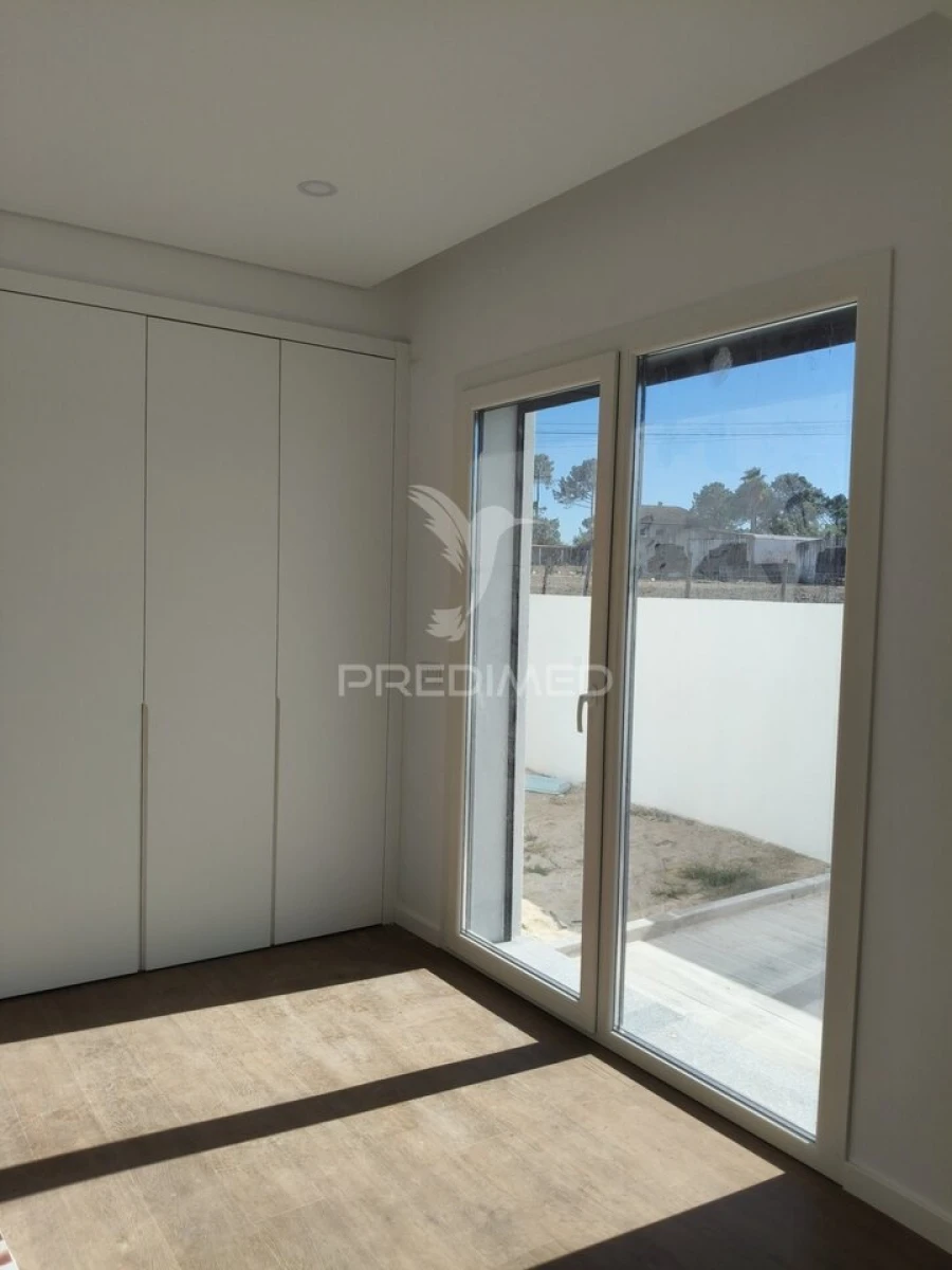 Moradia T3 para Venda em Fernao Ferro Foto 14