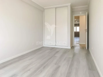 Apartamento T4 para Venda em Amora