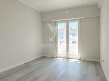Apartamento T4 para Venda em Amora