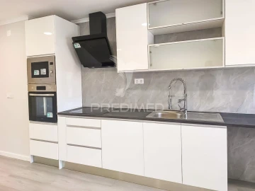 Apartamento T4 para Venda em Amora
