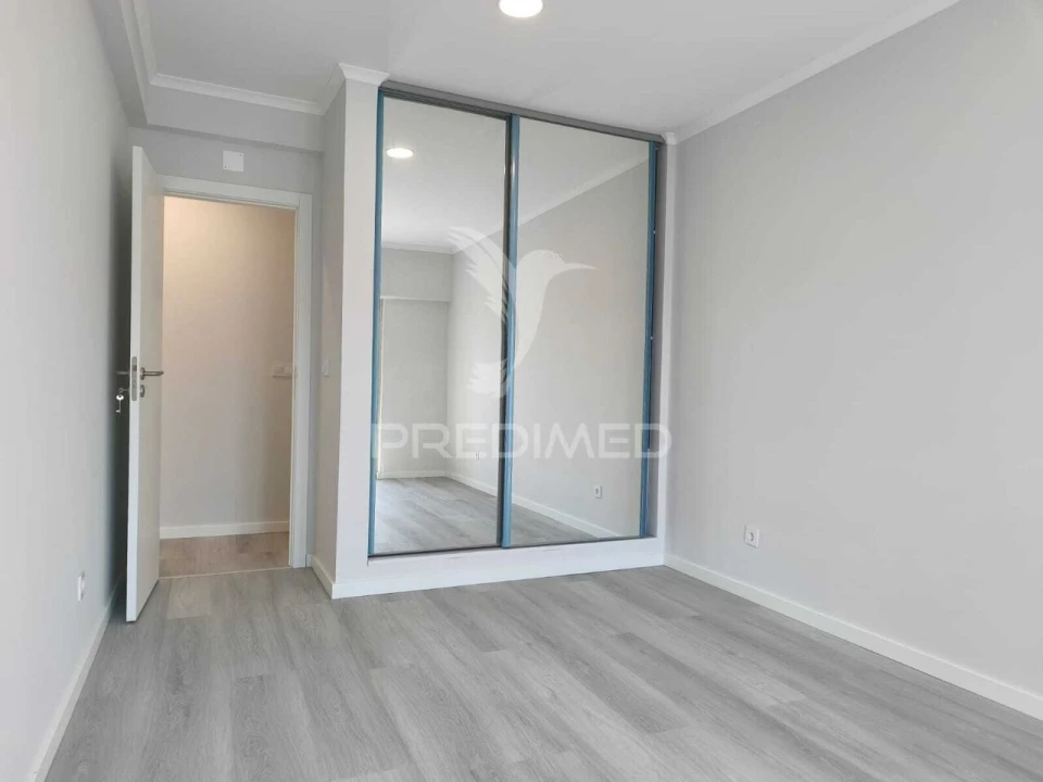Apartamento T4 para Venda em Amora Foto 21