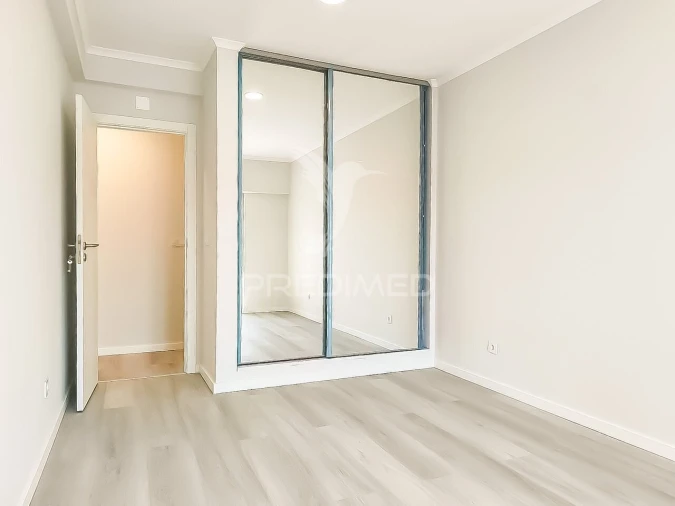 Apartamento T4 para Venda em Amora Foto 24