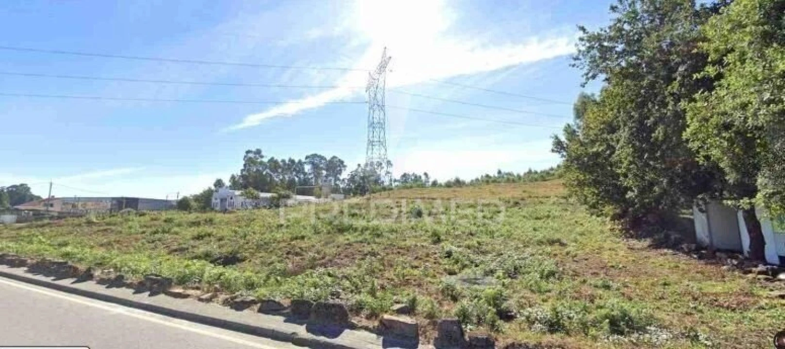 Terreno para Venda em Carvalhosa Foto 1
