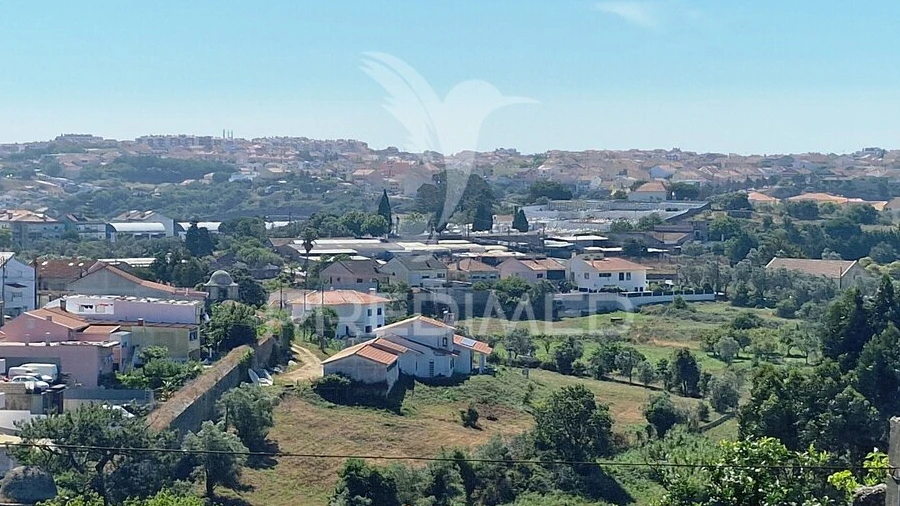 Terreno para Venda em Almargem do Bispo, Pêro Pinheiro e Montelavar
