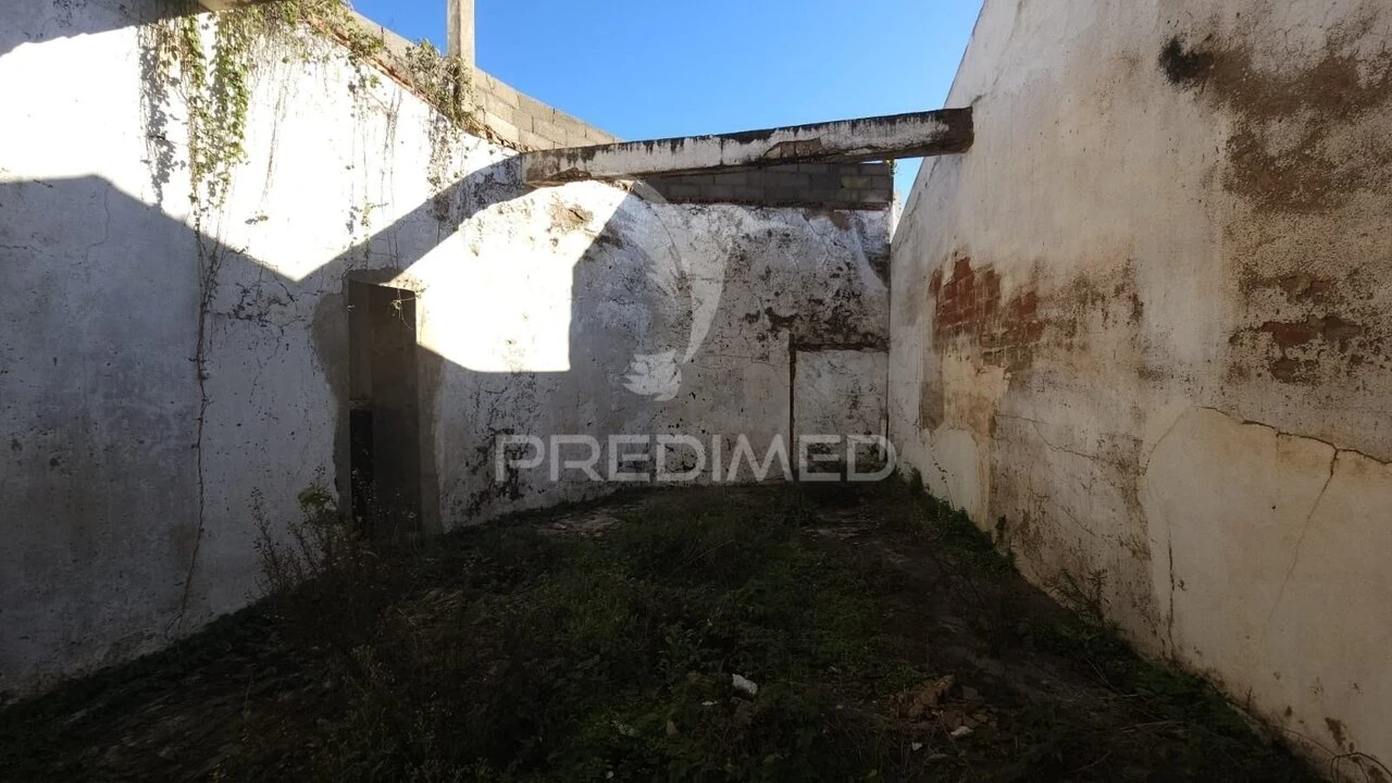 Moradia T5 para Venda em São Marcos da Serra Foto 7