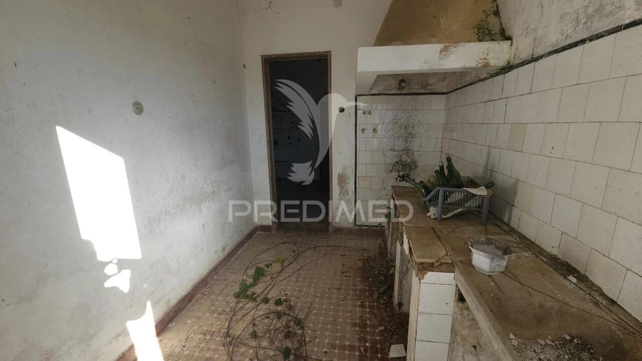 Moradia T5 para Venda em São Marcos da Serra Foto 23