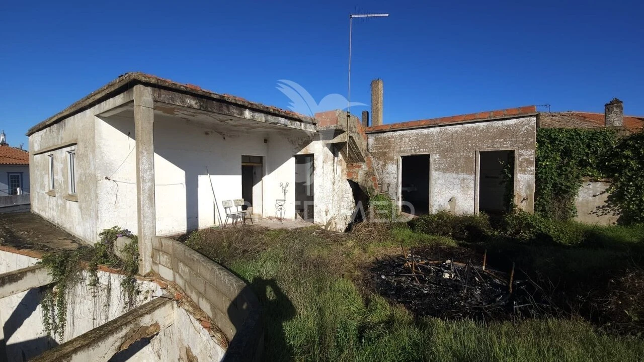 Moradia T5 para Venda em São Marcos da Serra Foto 8