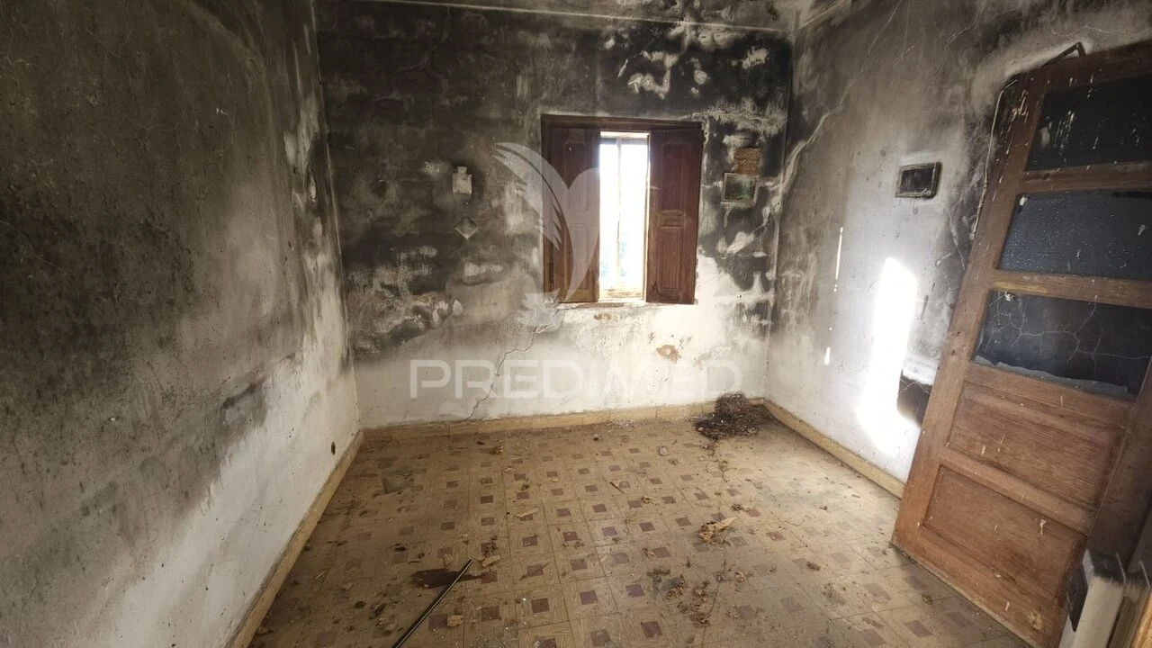 Moradia T5 para Venda em São Marcos da Serra Foto 27