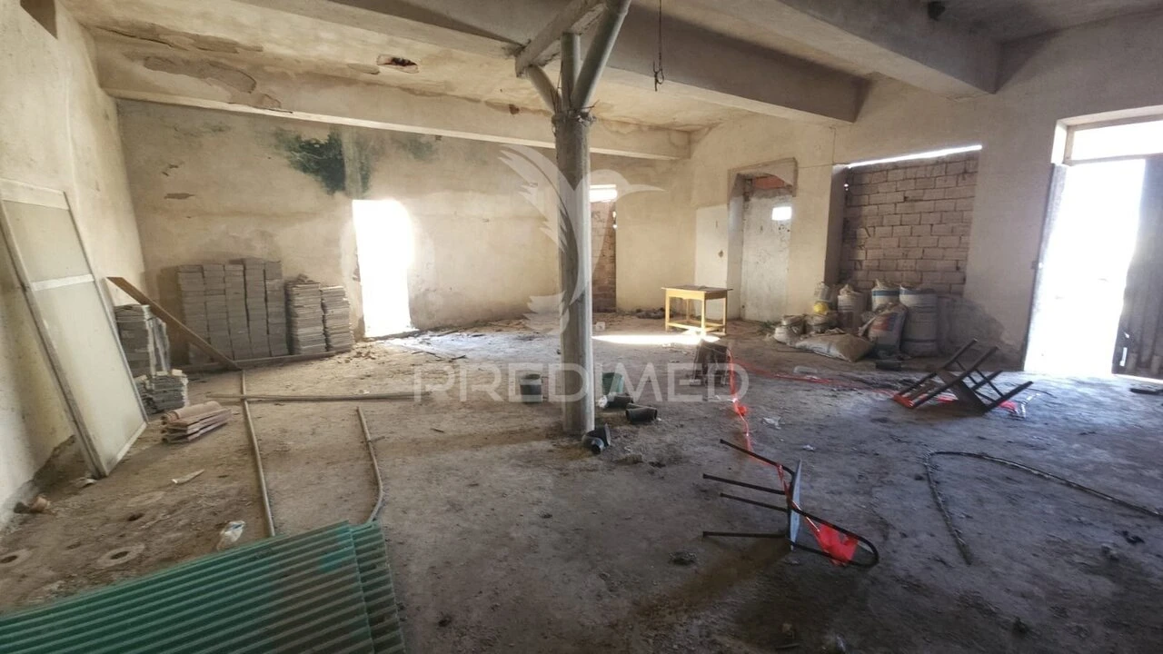 Moradia T5 para Venda em São Marcos da Serra Foto 13