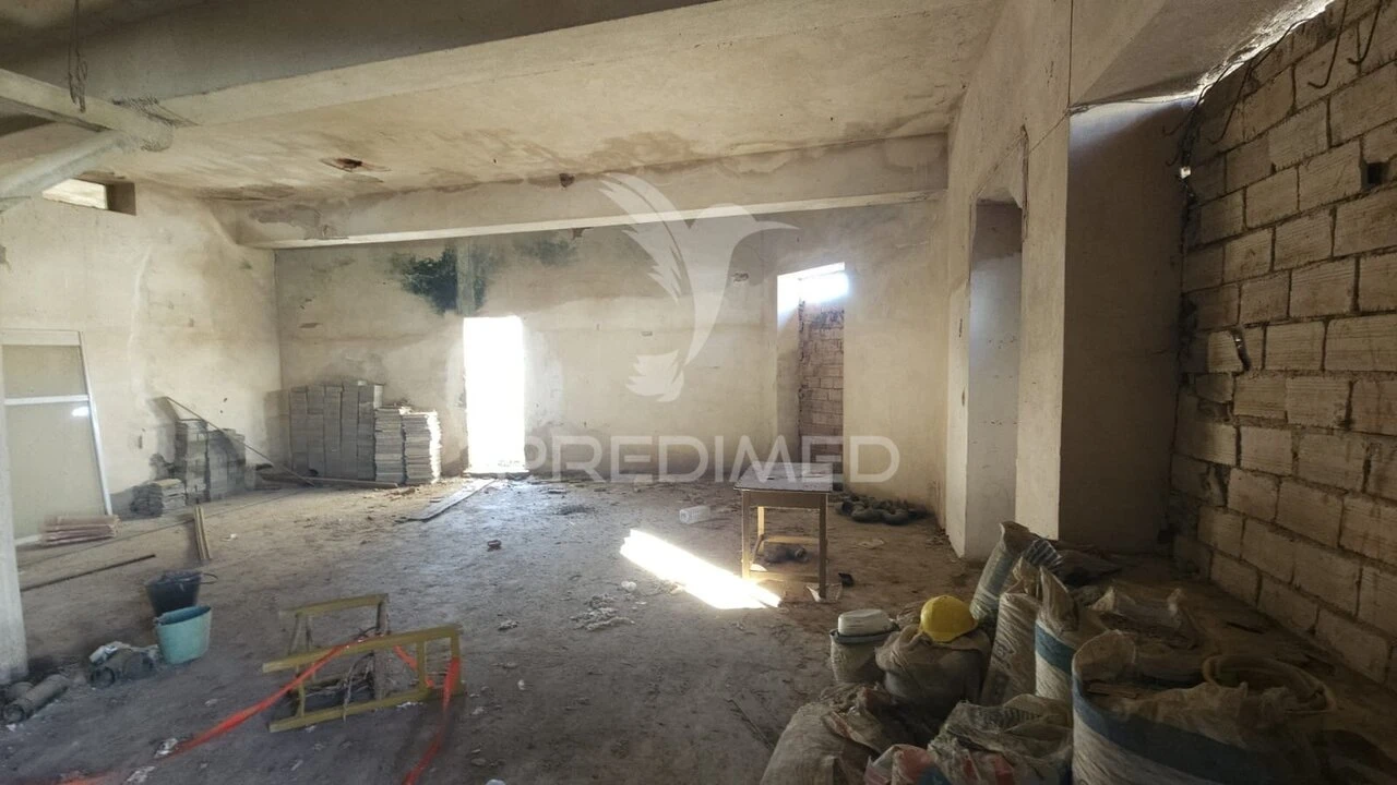 Moradia T5 para Venda em São Marcos da Serra Foto 19