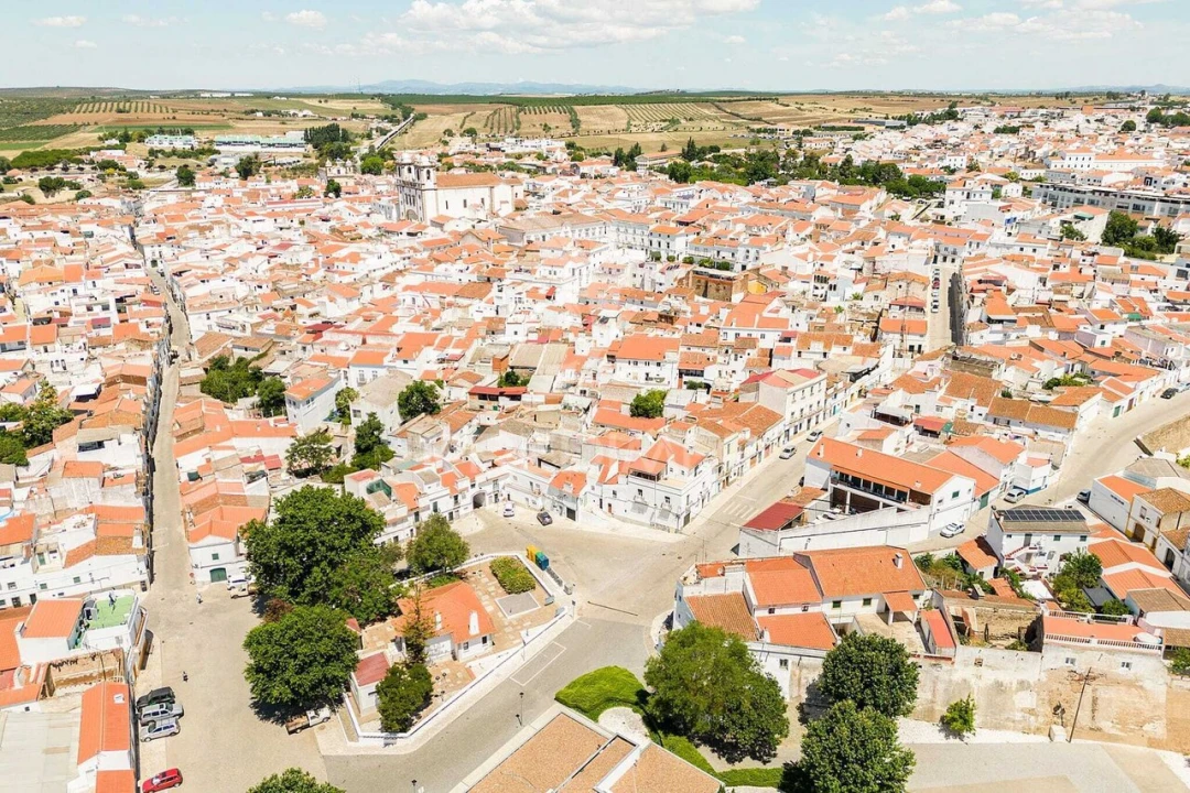 Moradia T4 para Venda em São João Baptista Foto 4