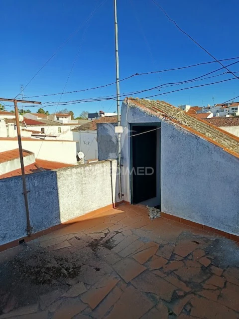 Moradia T4 para Venda em São João Baptista