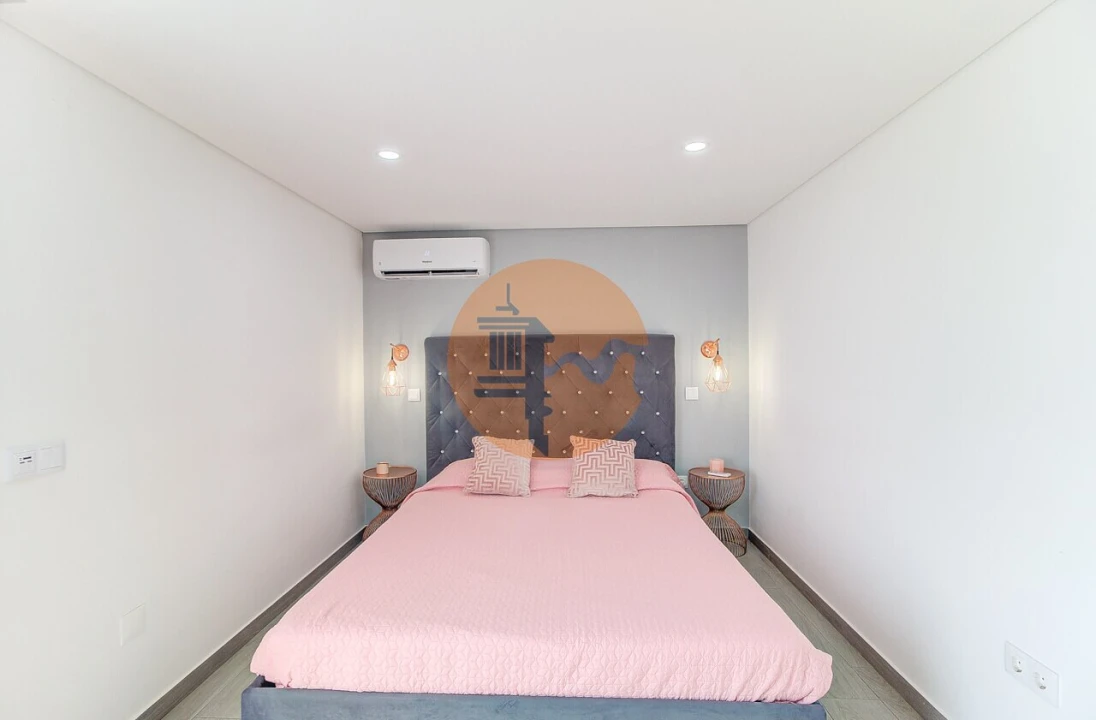 Apartamento T2 para Venda em Vila Real de Santo Antonio Foto 24