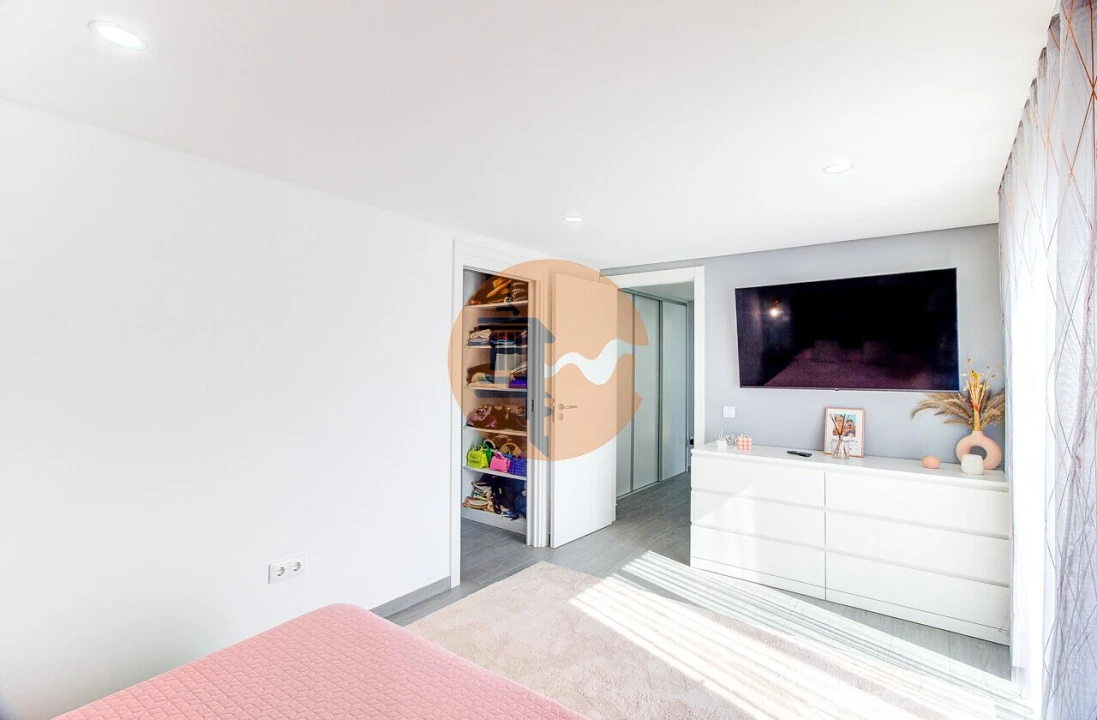 Apartamento T2 para Venda em Vila Real de Santo Antonio Foto 28
