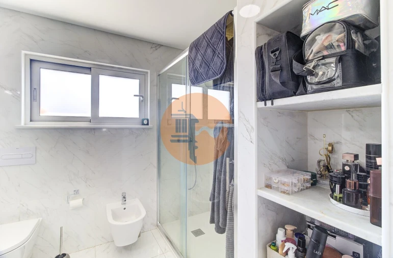 Apartamento T2 para Venda em Vila Real de Santo Antonio Foto 13