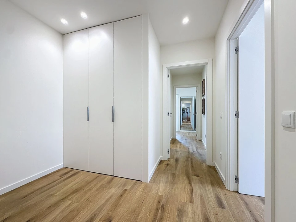 Apartamento T2 para Venda em Portimão Foto 8