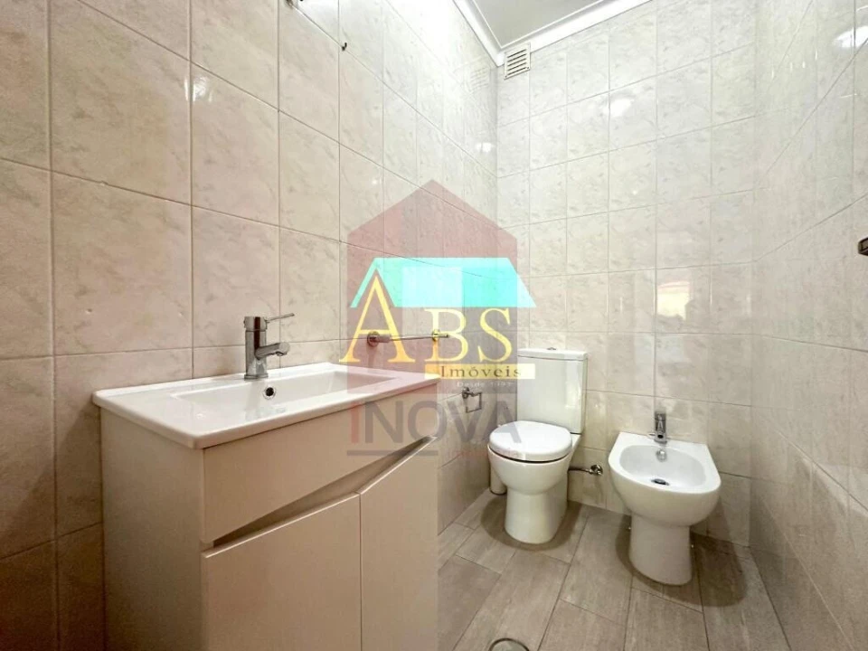 Apartamento T2 para Venda em Braga (São José de São Lázaro e São João do Souto) Foto 11