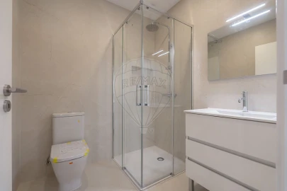 Moradia T4 para Venda em Cernache