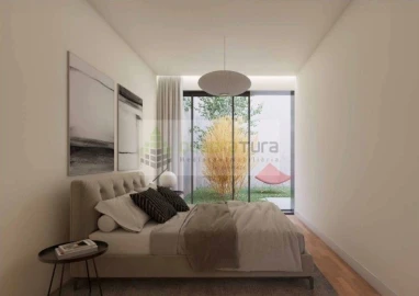 Apartamento T2 para Venda em Campanhã