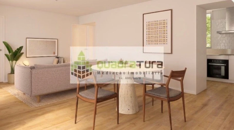 Apartamento T2 para Venda em Campanhã Foto 2