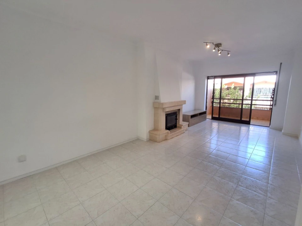 Apartamento T3 para Arrendamento em Cascais e Estoril Foto 1