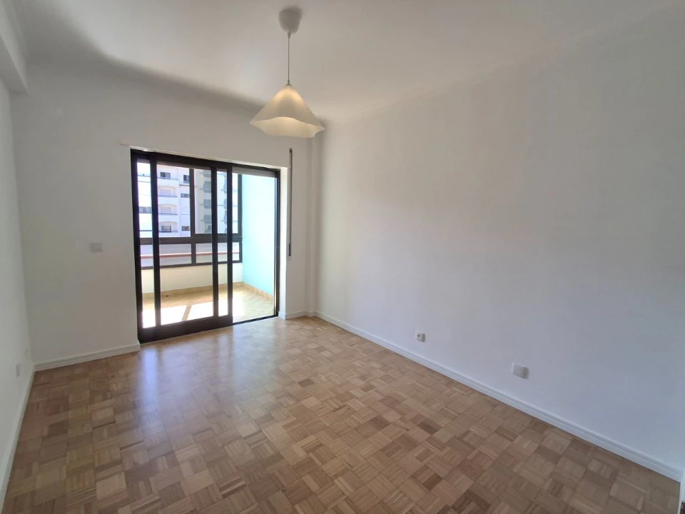 Apartamento T3 para Arrendamento em Cascais e Estoril Foto 14