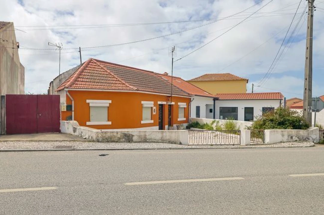 Moradia T1 para Venda em Lavos Foto 3