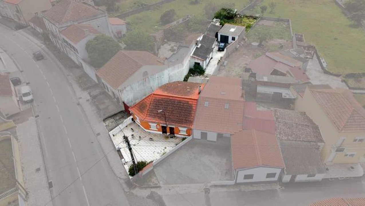 Moradia T1 para Venda em Lavos Foto 5