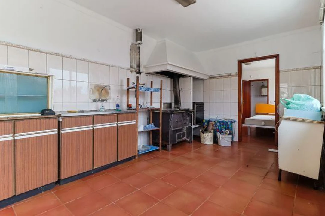 Moradia T1 para Venda em Lavos Foto 18