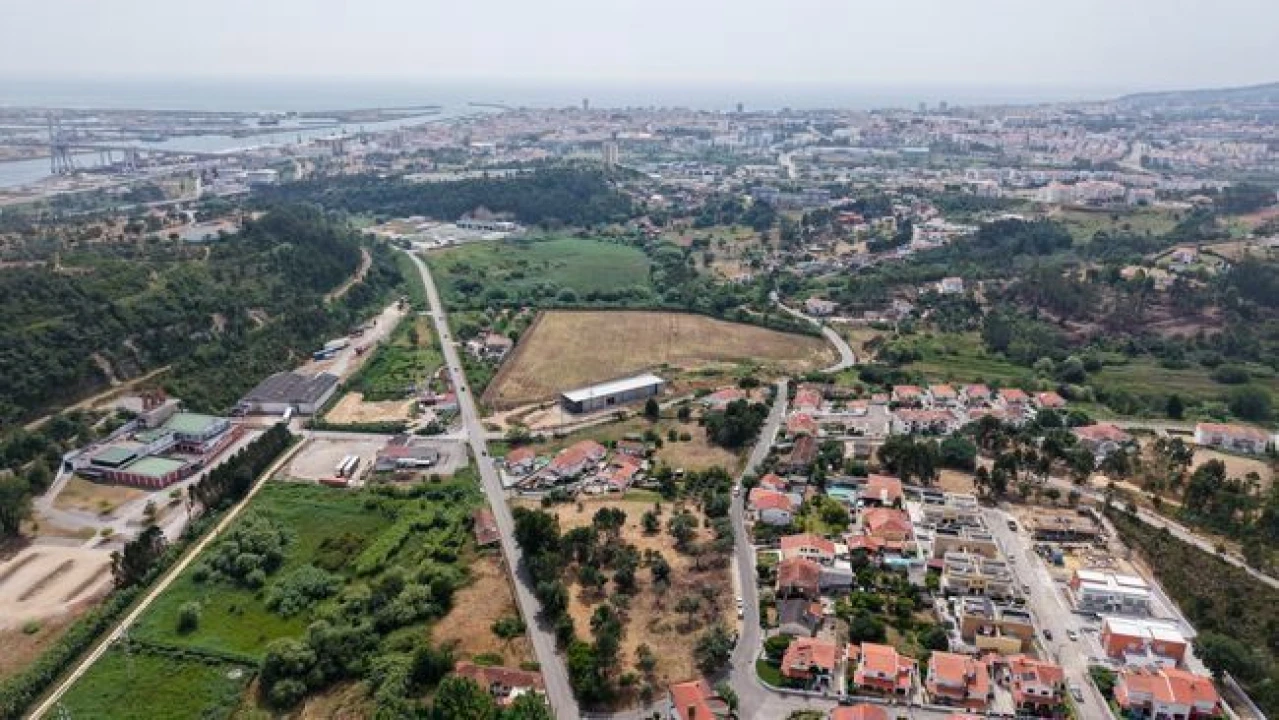 Moradia T3 para Venda em Tavarede Foto 25
