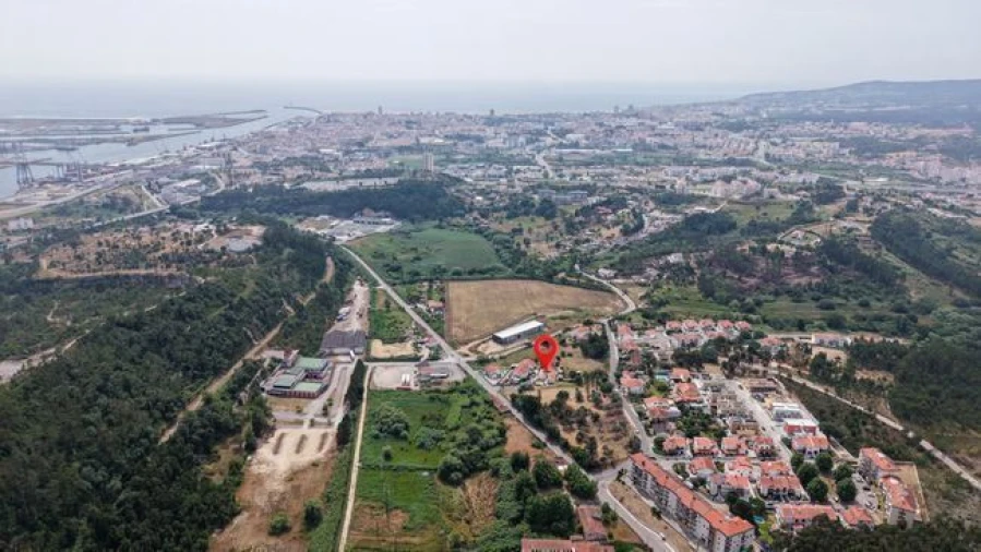 Moradia T3 para Venda em Tavarede Foto 22