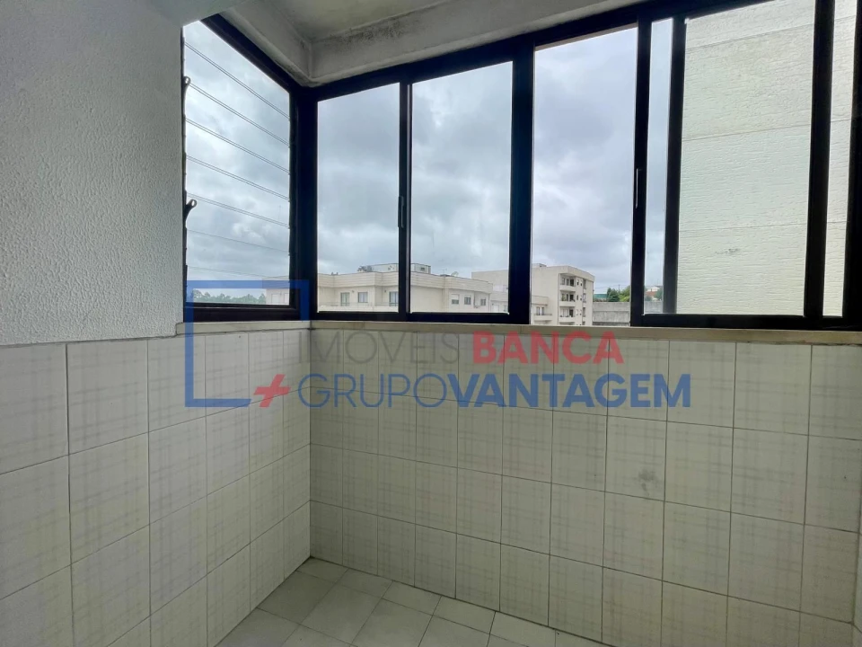 Apartamento T3 para Venda em Fânzeres e São Pedro da Cova Foto 12