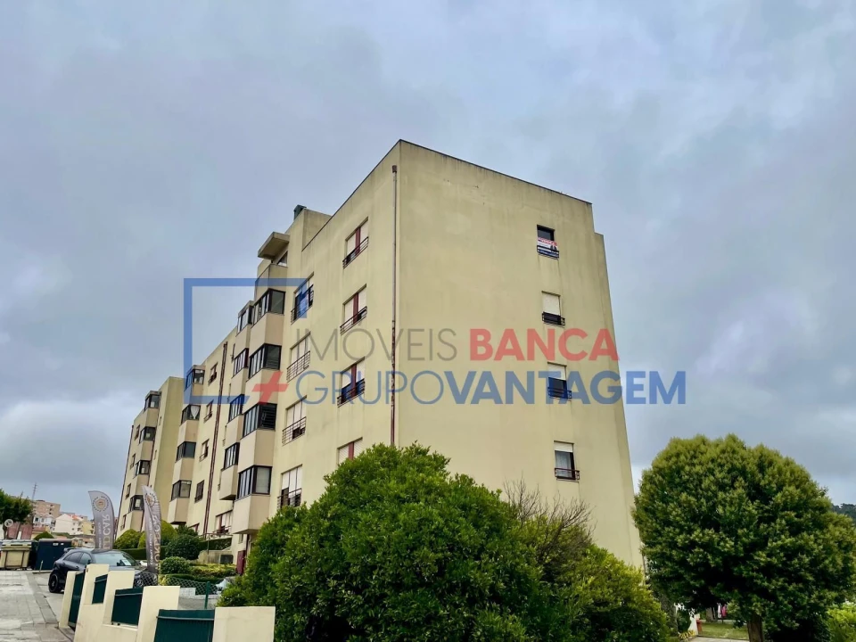 Apartamento T3 para Venda em Fânzeres e São Pedro da Cova Foto 24
