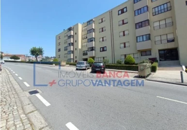 Apartamento T3 para Venda em Fânzeres e São Pedro da Cova