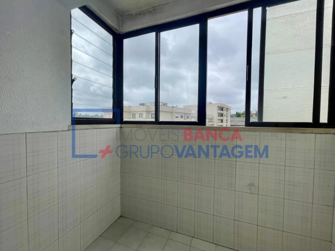 Apartamento T3 para Venda em Fânzeres e São Pedro da Cova Foto 12