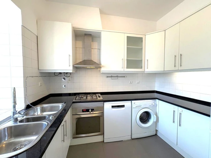 Apartamento T2 para Venda em Cascais e Estoril Foto 15