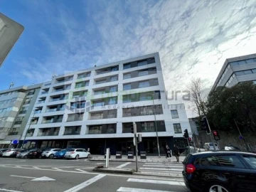Apartamento T4 para Venda em Cedofeita, Santo Ildefonso, Sé, Miragaia, São Nicolau e Vitória