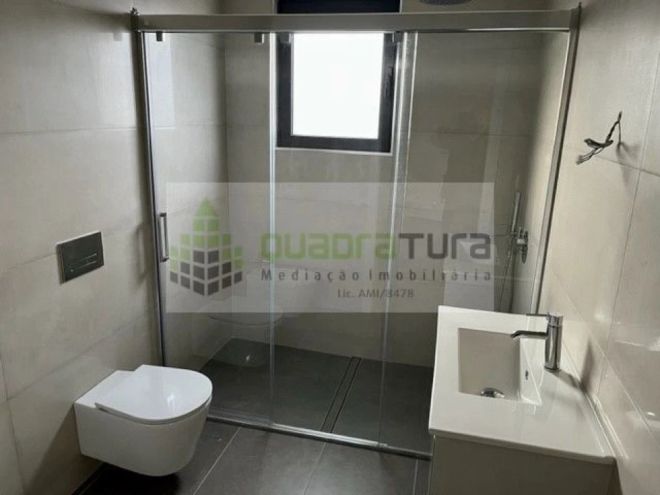 Apartamento T3 para Venda em Cedofeita, Santo Ildefonso, Sé, Miragaia, São Nicolau e Vitória Foto 18