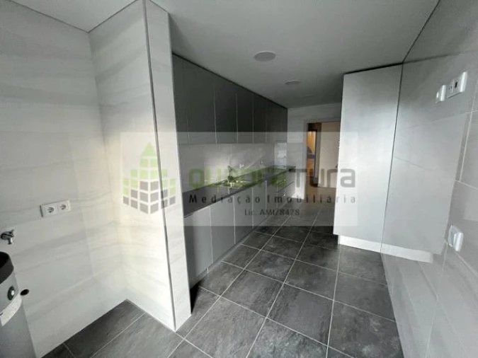 Apartamento T3 para Venda em Cedofeita, Santo Ildefonso, Sé, Miragaia, São Nicolau e Vitória Foto 12