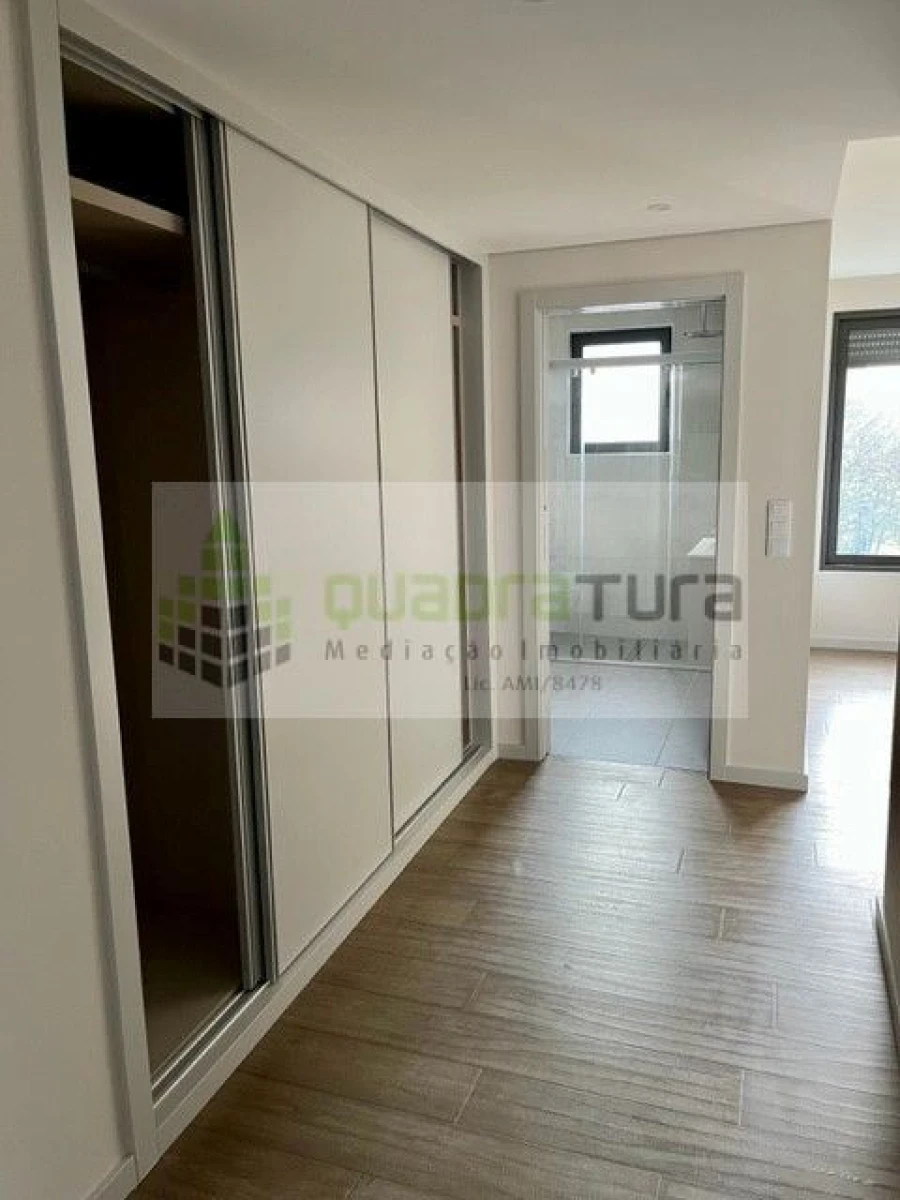Apartamento T3 para Venda em Cedofeita, Santo Ildefonso, Sé, Miragaia, São Nicolau e Vitória Foto 14
