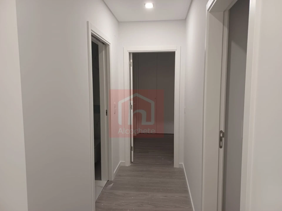 Apartamento T5 para Venda em Montijo e Afonsoeiro Foto 5